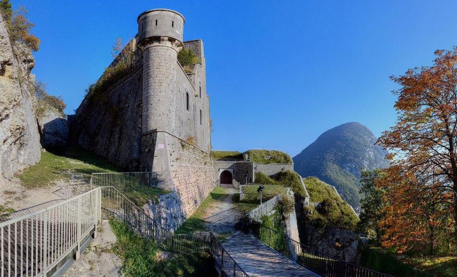Fort l'Écluse, France
